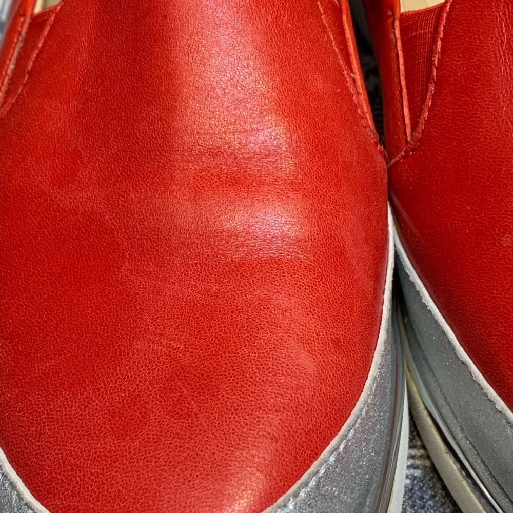 Ron White Leather Slip on Sneakers - Picture 11 of 12